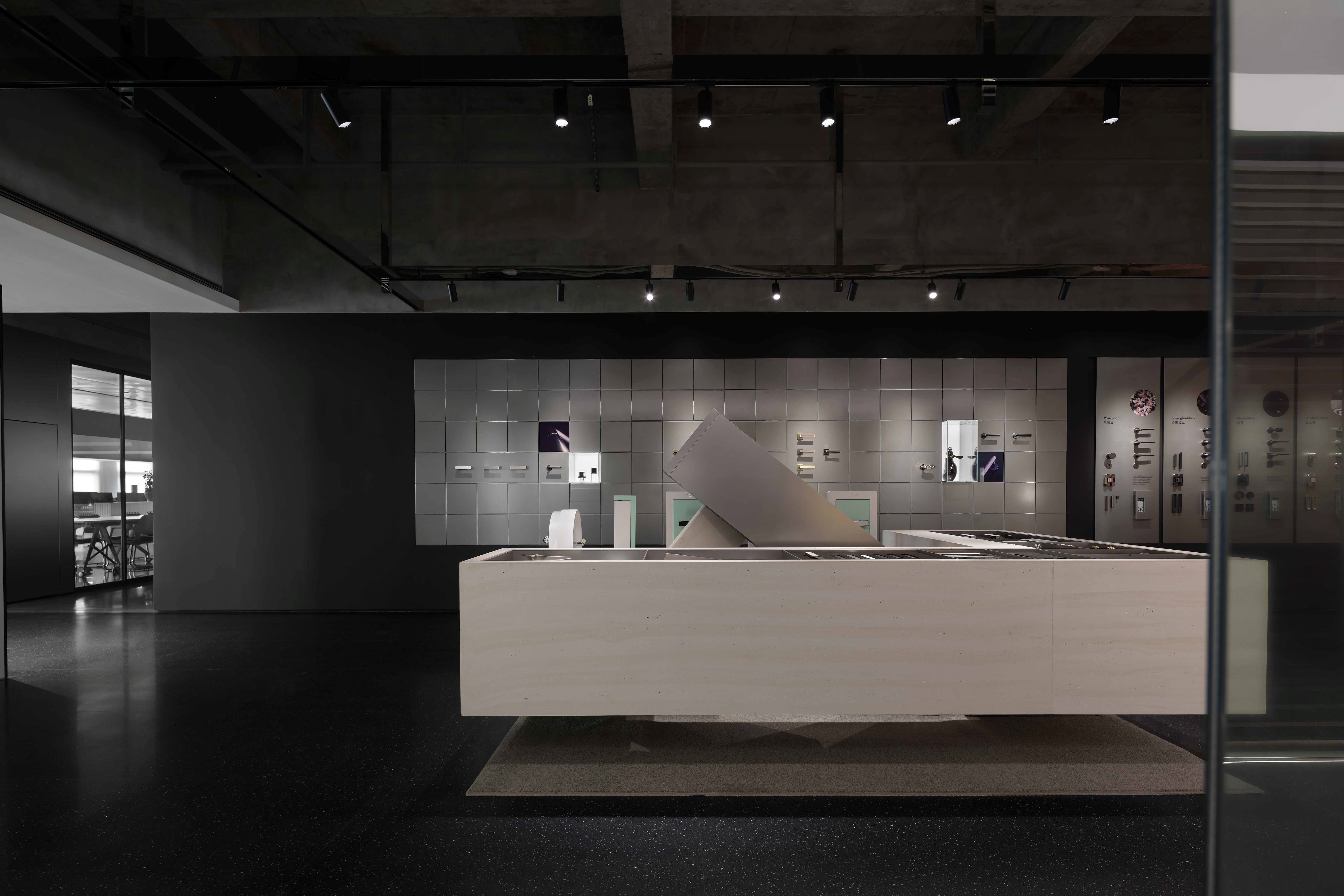 1760508617209373.jpg OAA展厅宣传-9.jpg